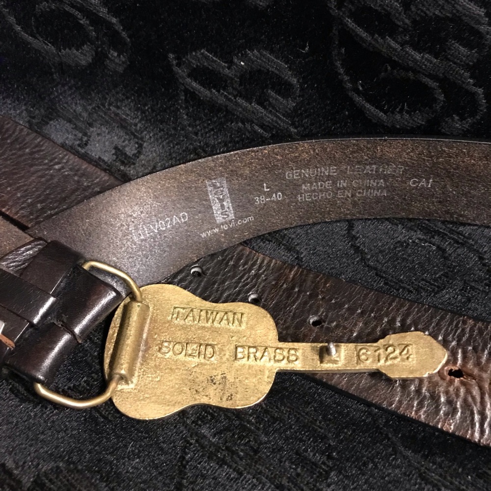 Vintage Levi’s Genuine Leather size L 38-40 - Picture 2 of 7